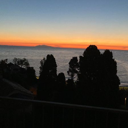 בסטיה Mountain View & Sea View Location Chambre Individual 1 Sur 3 Chambres Dispo Avec Climes Mais Salle De Bain Et Salon En Commune מראה חיצוני תמונה